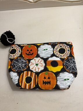 Halloween Pumpkin & Spooky Treats Zipper Pouch